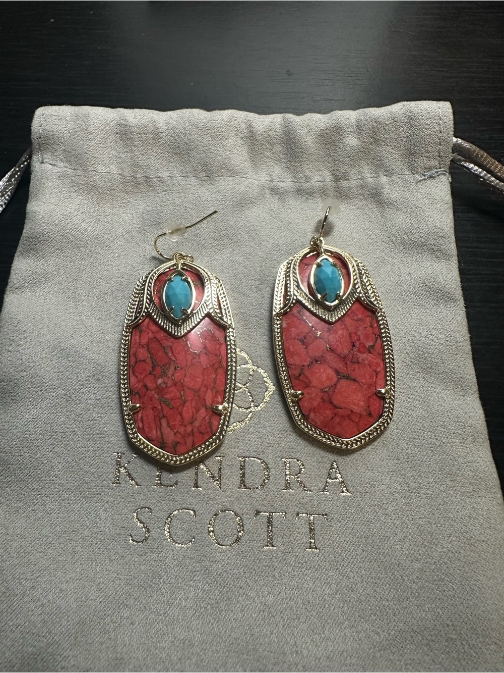 EUC Kendra Scott Bronze Veined Red Magnesite Darby in Gold frames - Picture 7 of 7